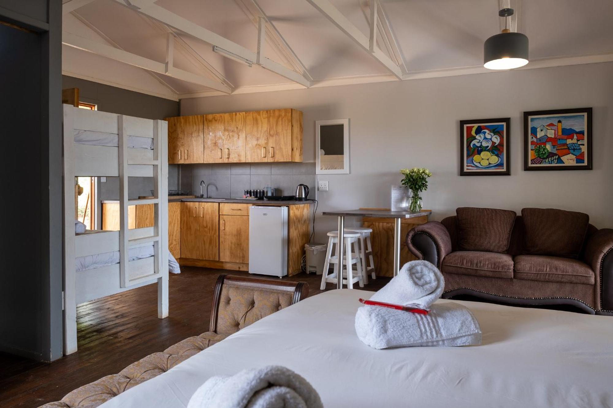 Goshen Guest Farm Farm stay Edenburg